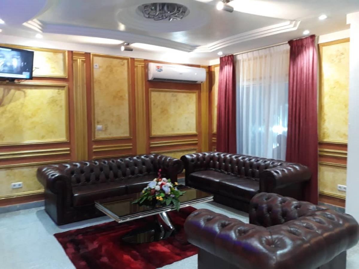 Safyad Hotel Yaounde Exterior photo