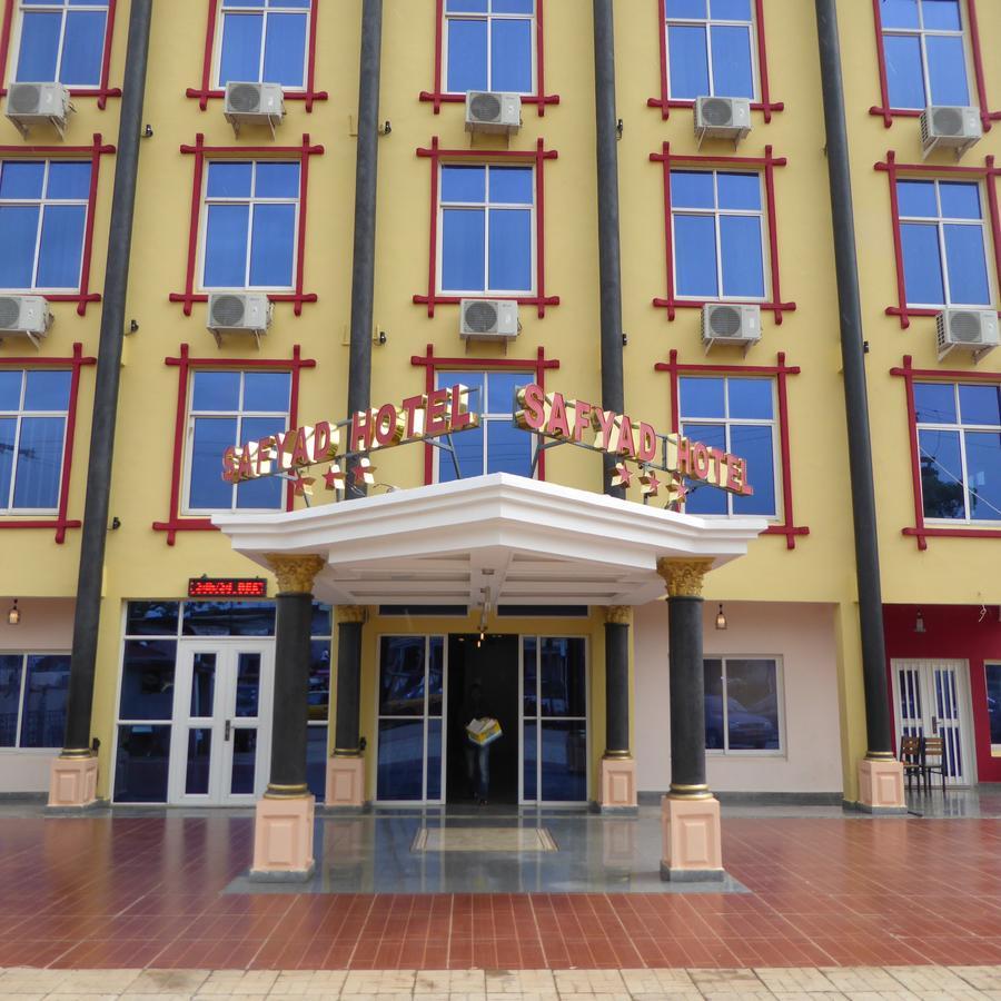 Safyad Hotel Yaounde Exterior photo