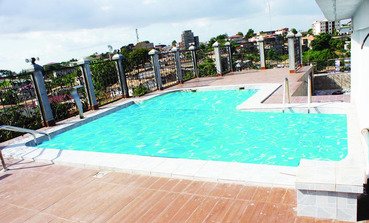 Safyad Hotel Yaounde Exterior photo